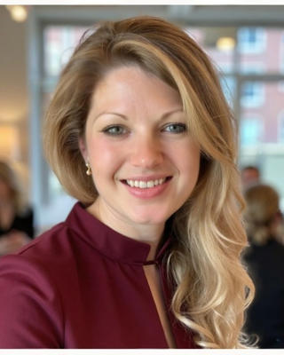 Clarissa Coveney headshot